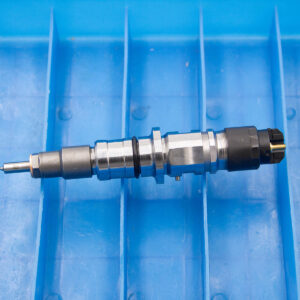 Diesel Injector 5010477370 for Cummins Various Dongfeng Renault Trucks