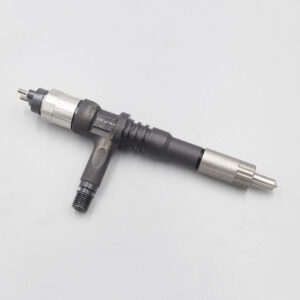 Diesel Injector 095000-0560 for Komatsu Excavator PC200-7 PC300-7 PC400-7 PC450-8 PC600-6 Crawler Dozer D155-AX5 D275-A D275-A5 Wheel Loader WA500-6