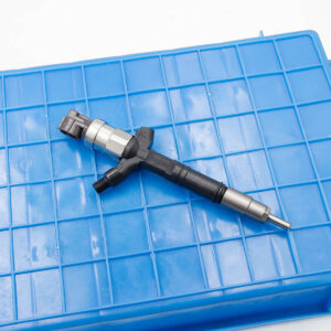 Diesel Injector 095000-0750 for Toyota Land Cruiser 3.0d 161-164 2000-2009 1KD-FTV J90 90 J120 120 D-4D Prado