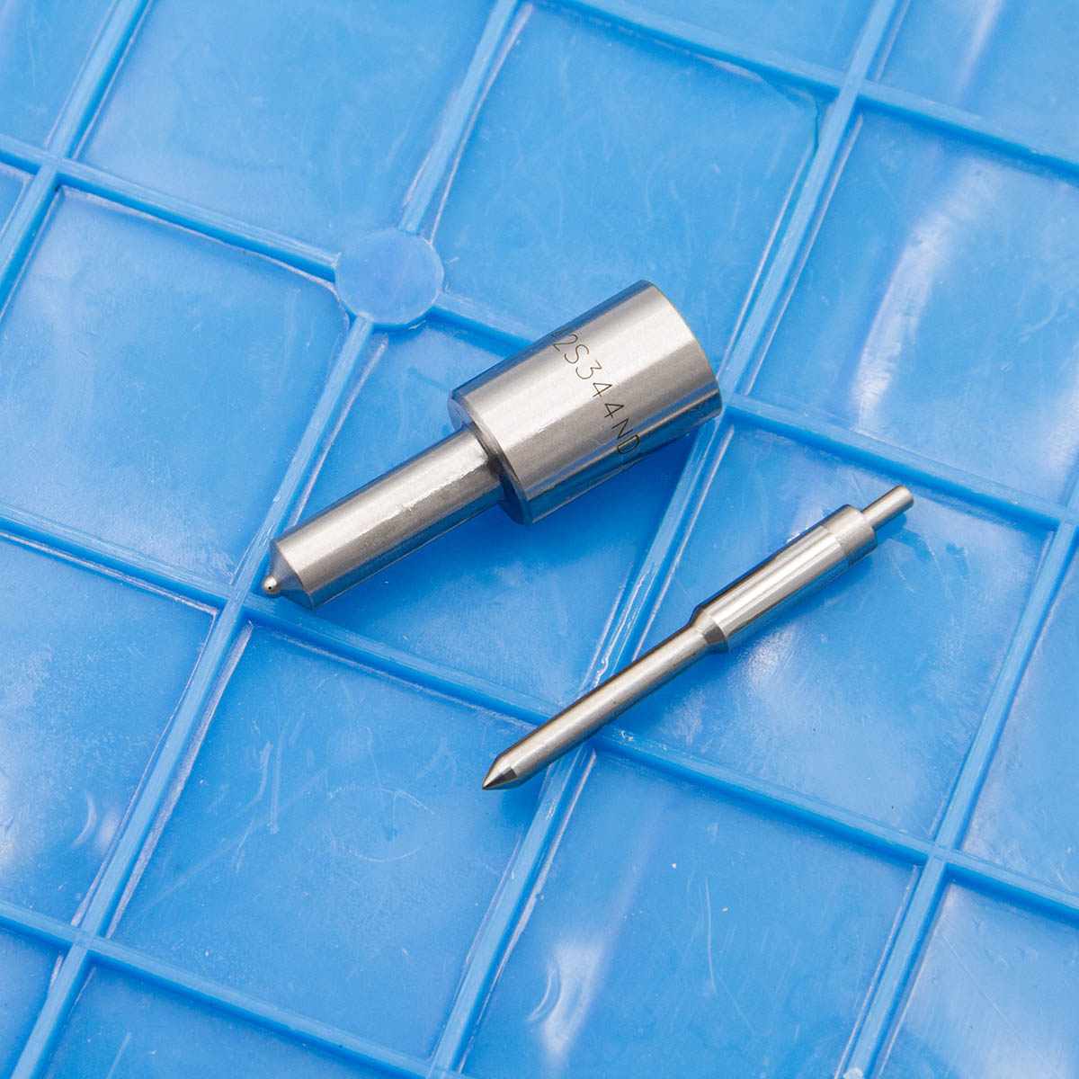 Diesel Injector Nozzle 0433270110 DLL140S382