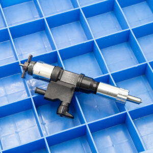 Diesel Injector 095000-5003 for Isuzu N Series 5.0d 151 4HJ1 NPR NQR NRR 5.2d 148-175 4HK1 4HK1-TCC 4HK1-TCS