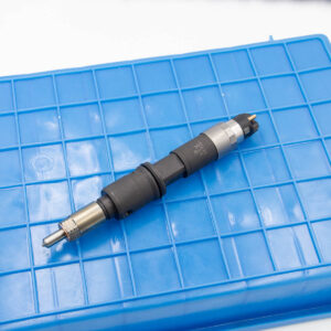 Diesel Injector 0445120015 for Renault Trucks Kerax 11.1d 265-313 2001-2006 11I 11G 270 320 dCi Euro3 Premium 311 2000-2006 Distribution Lander Route